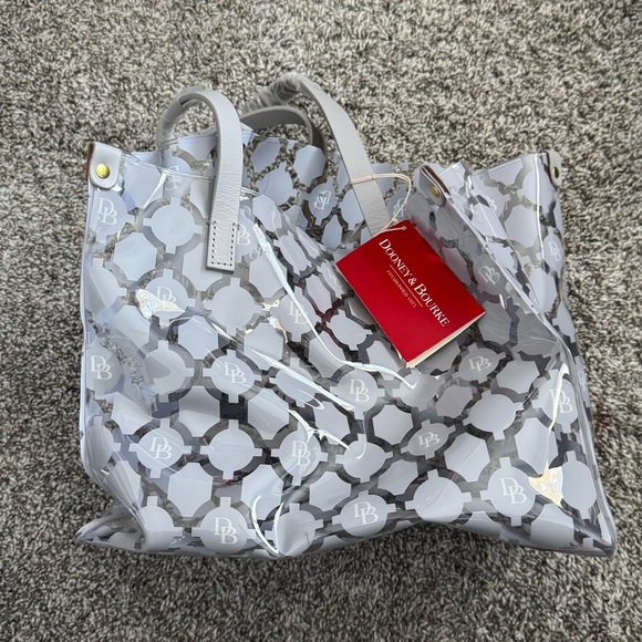 Dooney & Bourke Handbags - Dooney & Bourke White and Gray Geometric Tote